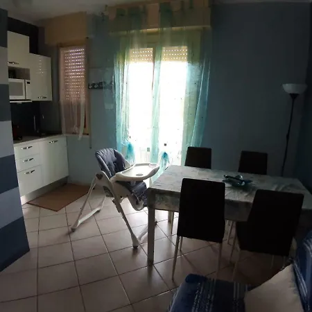 A Due Passi Dal Mare Appartement Marina Di Carrara